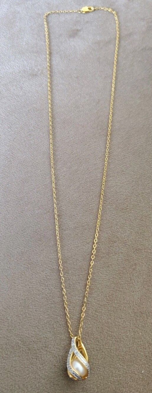Danbury Mint Gold Plated Love's Embrace Pearl & Diamond Necklace